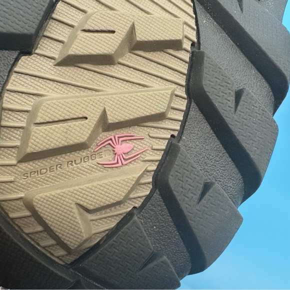 Teva Women's Gore-Tex Low Hiking Shoe Shoc Pad Tan and Gray 10 - Picture 7 of 9